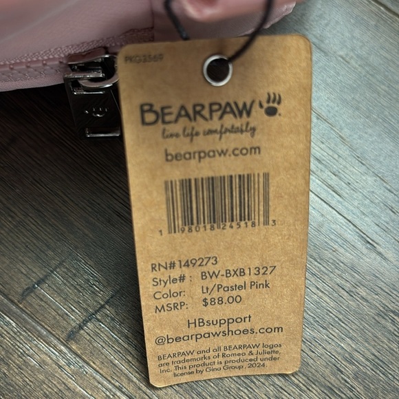 BEARPAW Crossbody/waist bag/fanny pack, 2 zipper compartments + Ear pod case - Picture 11 of 11